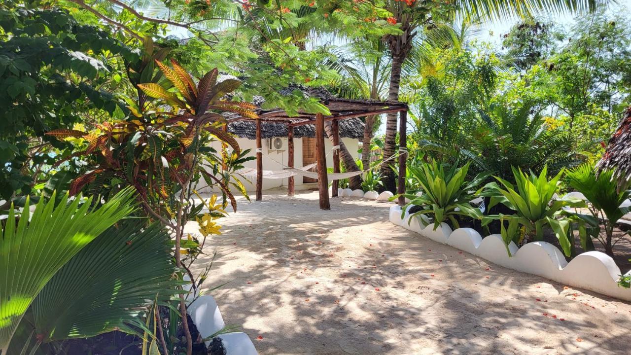 גאמביאני Natural Garden Boutique Hotel מראה חיצוני תמונה