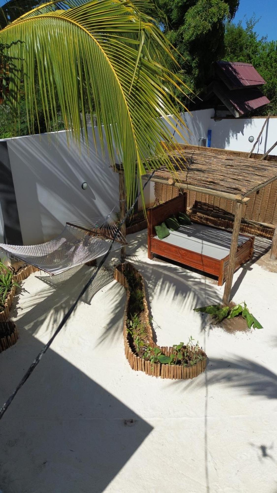 גאמביאני Natural Garden Boutique Hotel מראה חיצוני תמונה